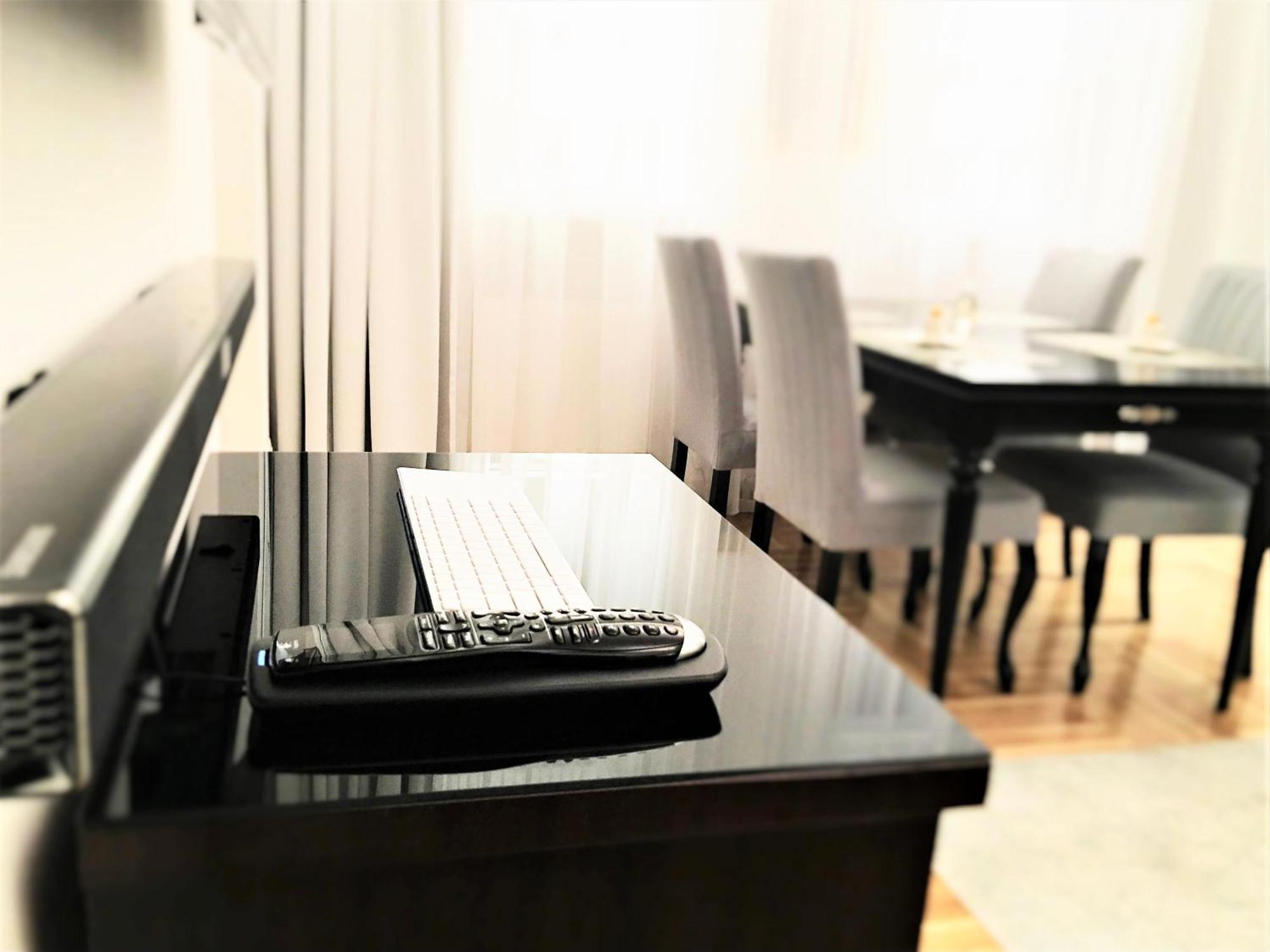 Mondrian Luxury Suites Unesco Old Town Warschau Kamer foto