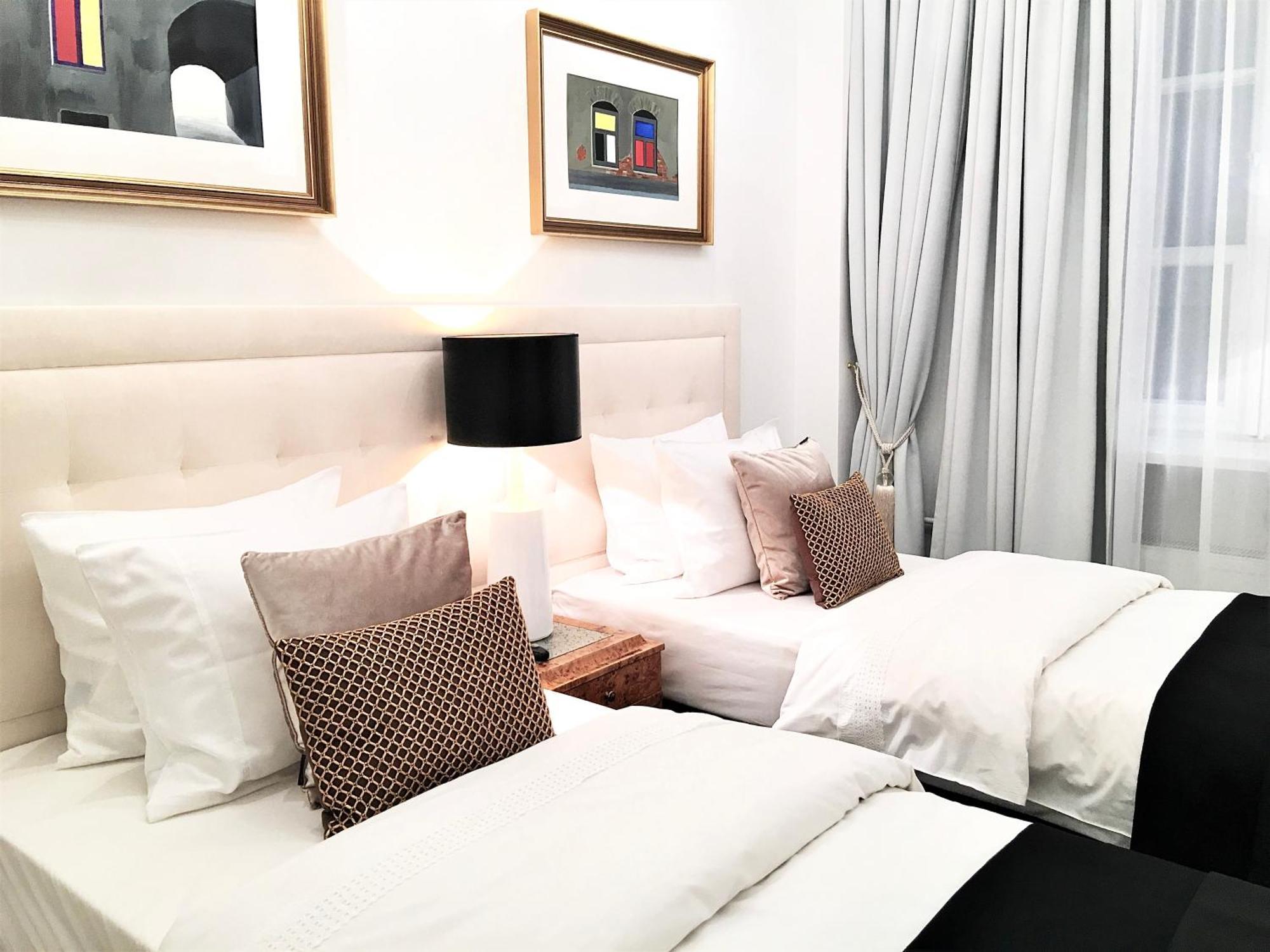 Mondrian Luxury Suites Unesco Old Town Warschau Kamer foto