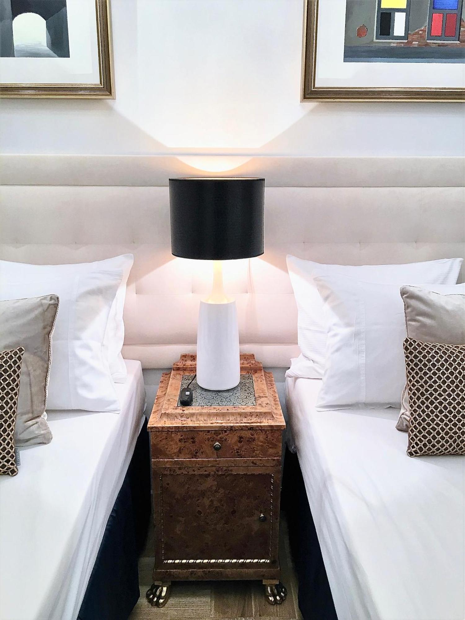 Mondrian Luxury Suites Unesco Old Town Warschau Kamer foto