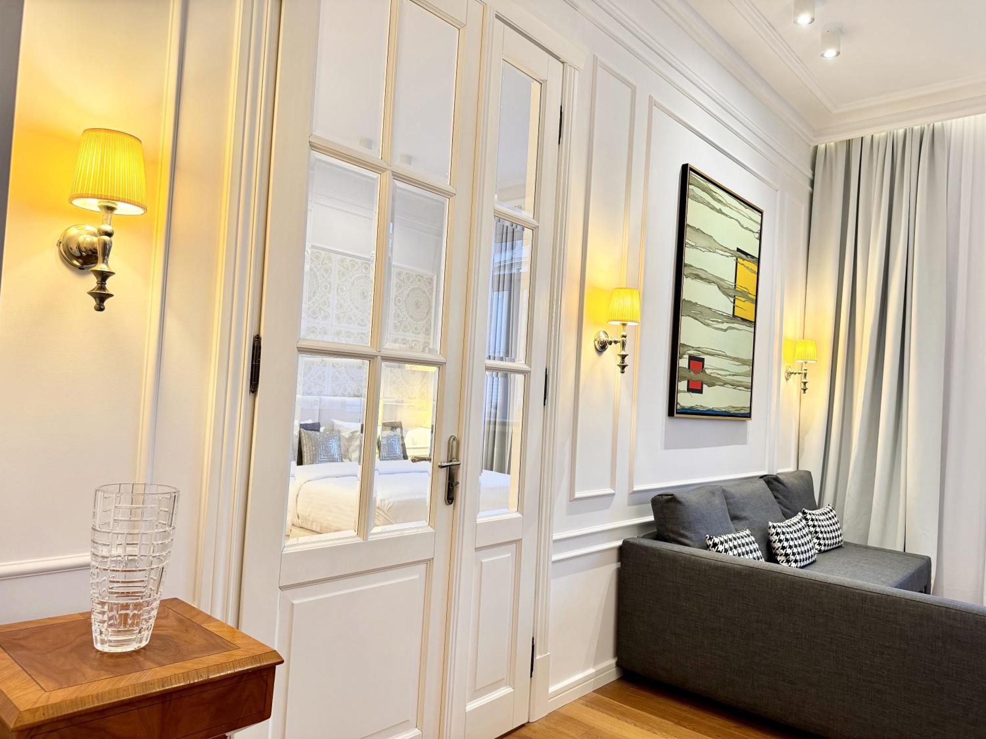 Mondrian Luxury Suites Unesco Old Town Warschau Buitenkant foto